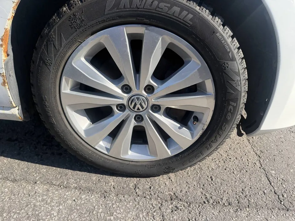 Volkswagen Golf 2016 photo 2