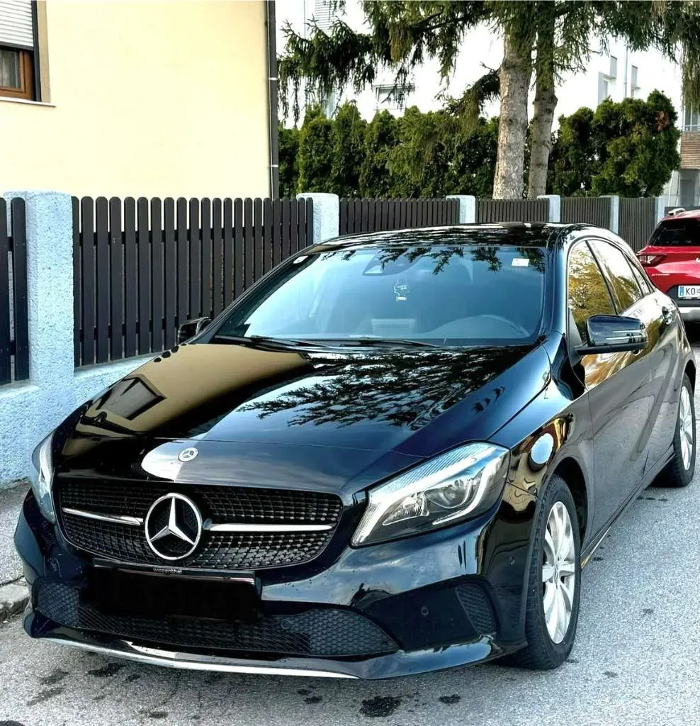 Mercedes-Benz A-Class 2017 photo 2
