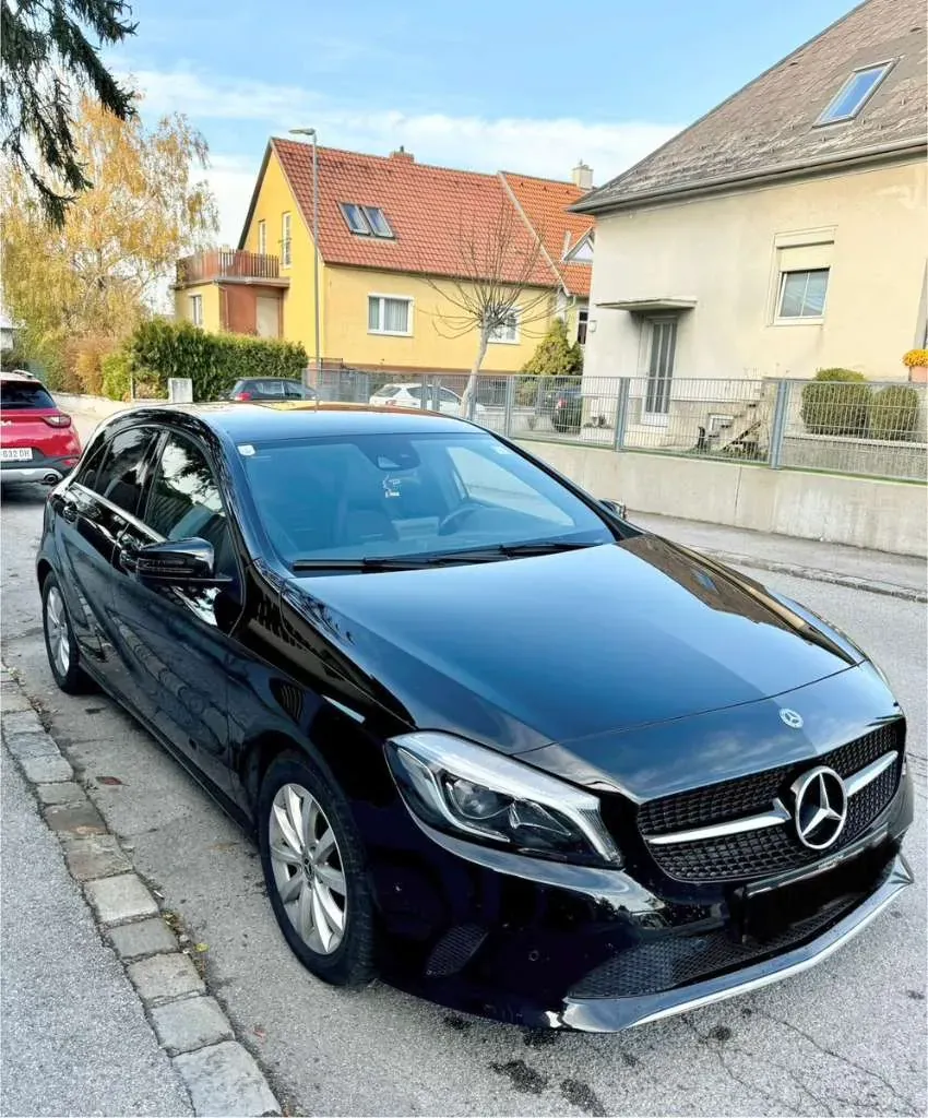 Mercedes-Benz A-Class 2017 photo 3
