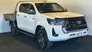 Toyota Hilux 2023 photo 2