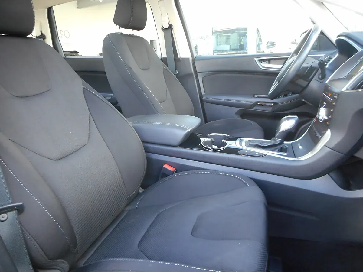 Ford S-Max 2018 photo 2