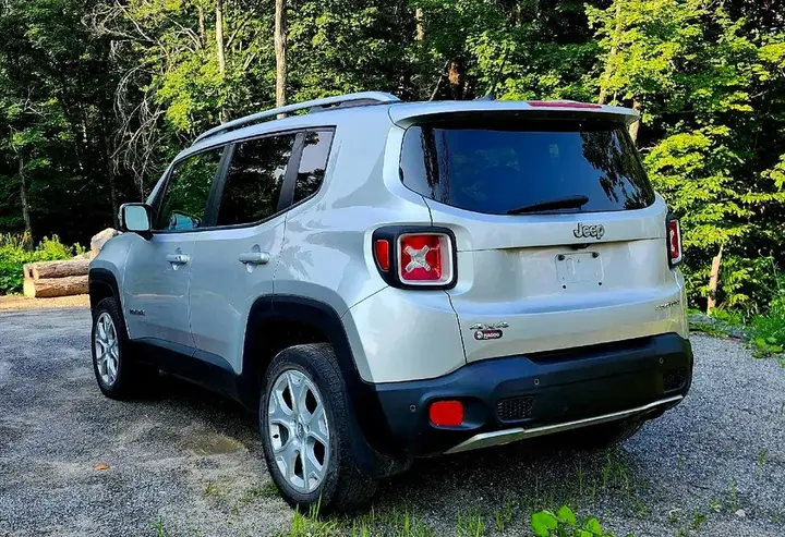 Jeep Renegade 2015 photo 2