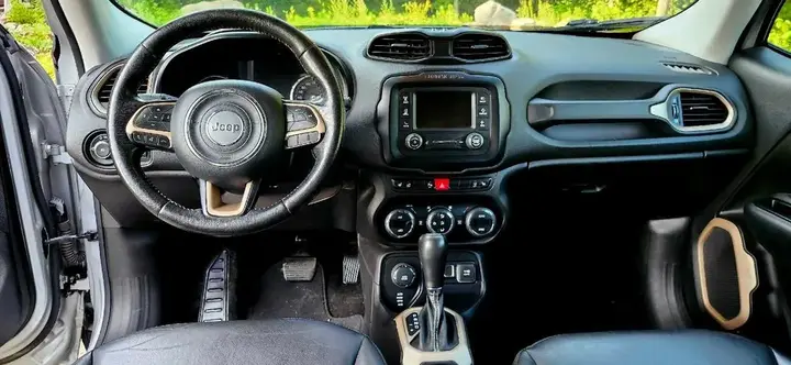 Jeep Renegade 2015 photo 3