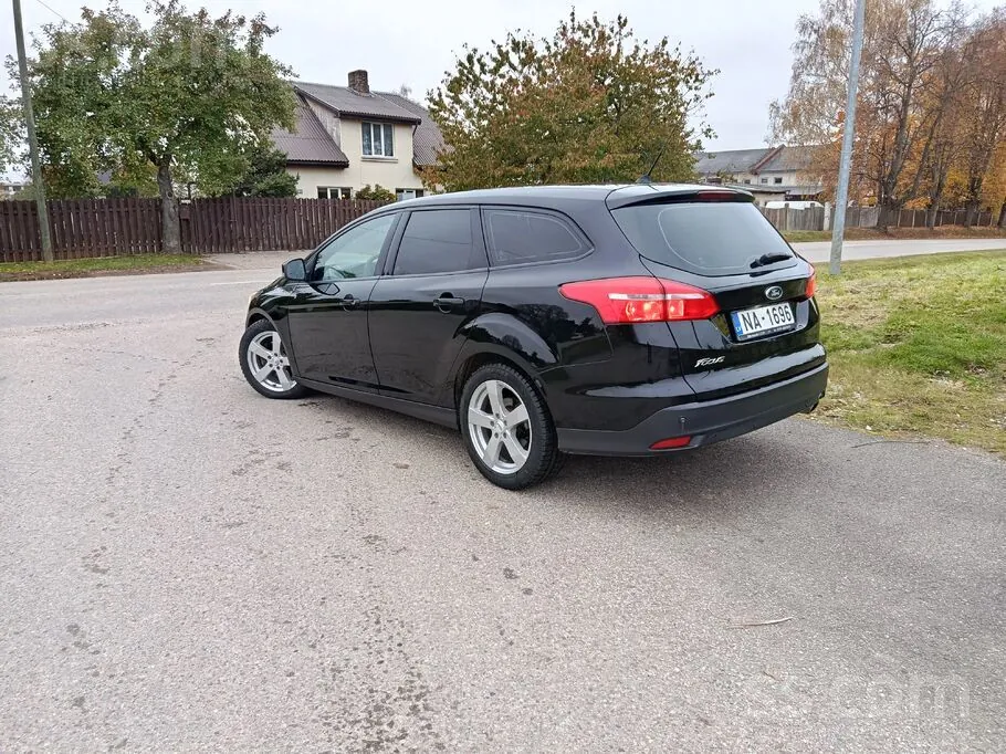 Ford Focus 2016 photo 2