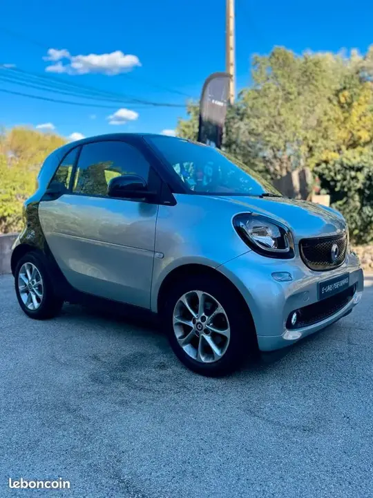 Smart Fortwo 2016 photo 2