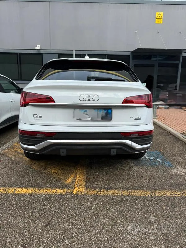 Audi Q5 2022 photo 3