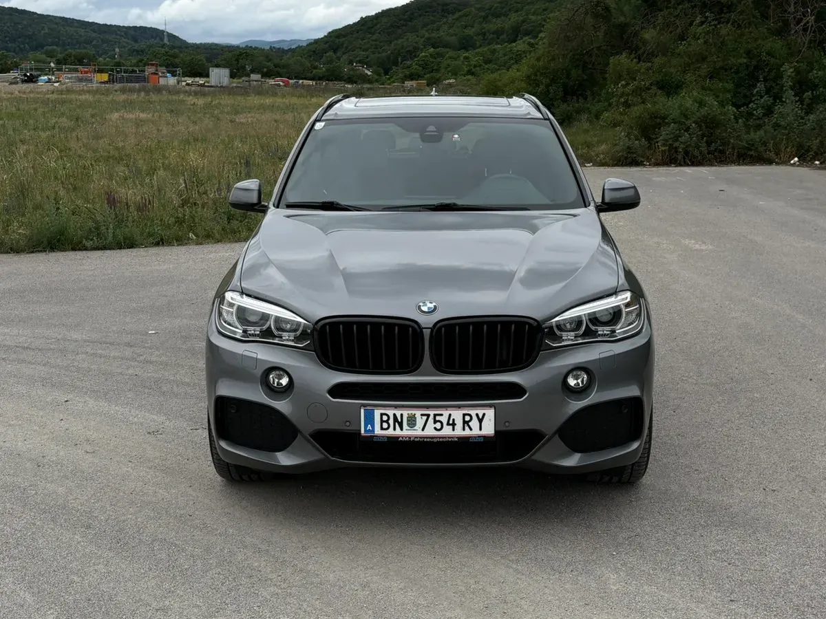 BMW X5 2017 photo 2