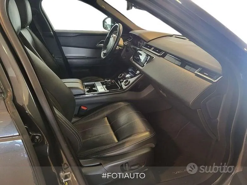 Land Rover Range Rover Velar 2018 photo 3