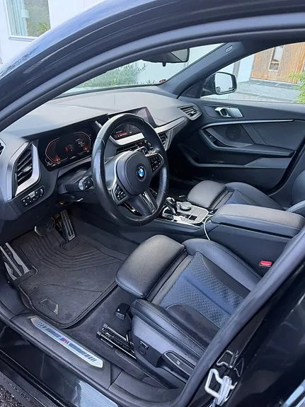 BMW 118I 2021 photo 3