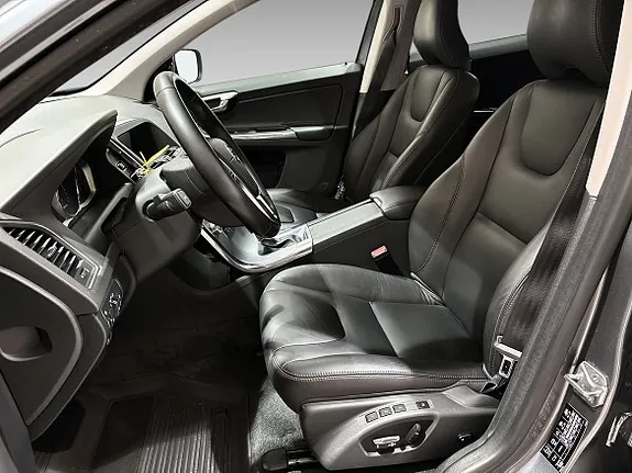 Volvo Xc60 2017 photo 4