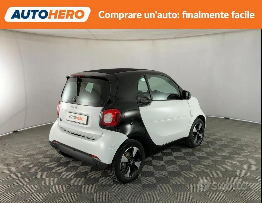 Smart Fortwo 2023 photo 5