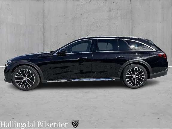 Mercedes-Benz E300 De 2026 photo 4