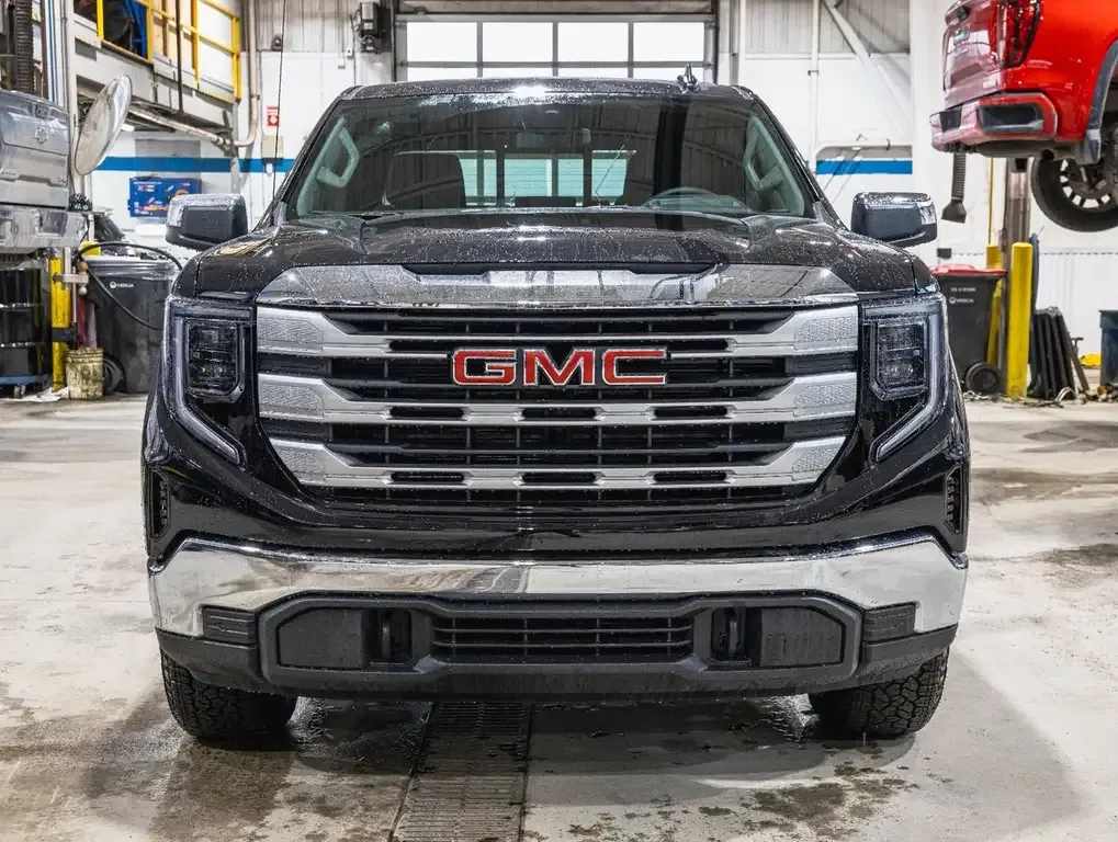 GMC Sierra 1500 2026 photo 2