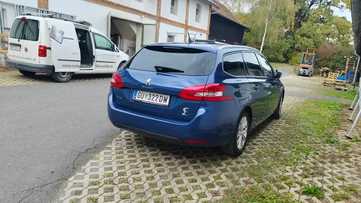 Peugeot 308 2019 photo 2
