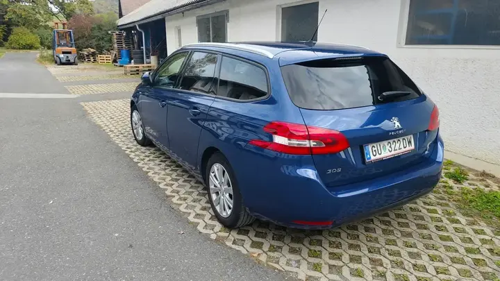Peugeot 308 2019 photo 3