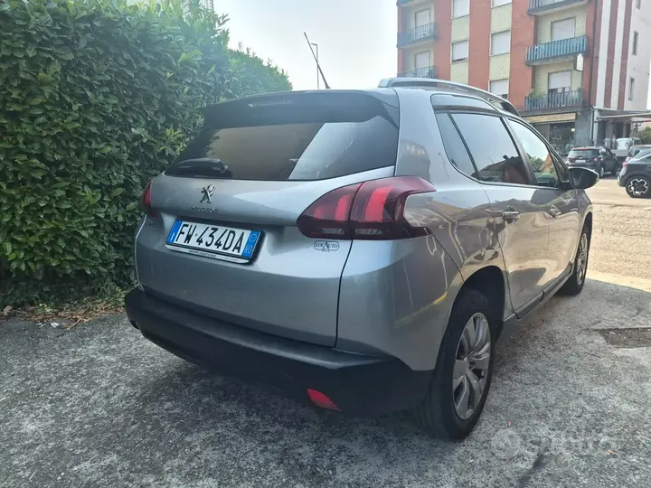 Peugeot 2008 2019 photo 4