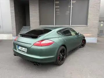 Porsche Panamera 2011 photo 4