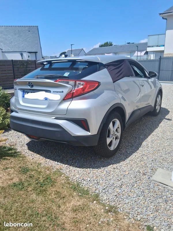 Toyota C-Hr 2019 photo 3