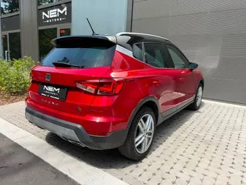 Seat Arona 2021 photo 3