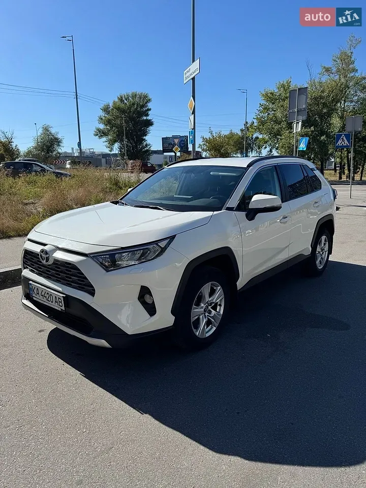 Toyota Rav4 2019 photo 3