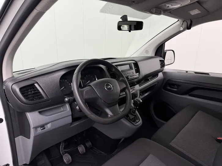 Opel Vivaro 2021 photo 3