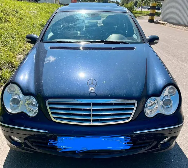Mercedes-Benz C-Class