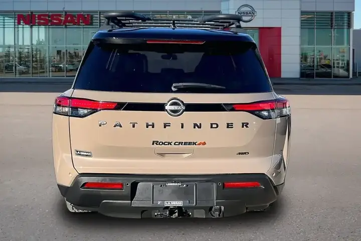 Nissan Pathfinder 2024 photo 4