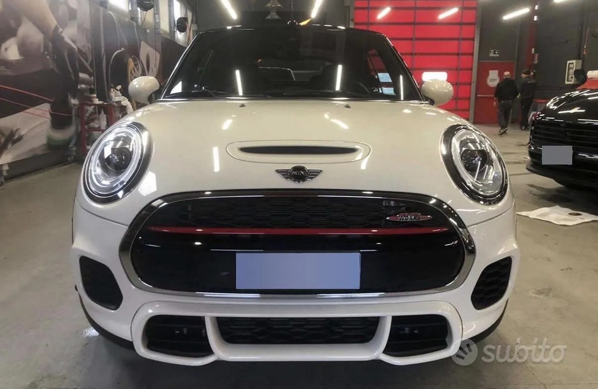 Mini Mini Cooper Jcw 2017 photo 3