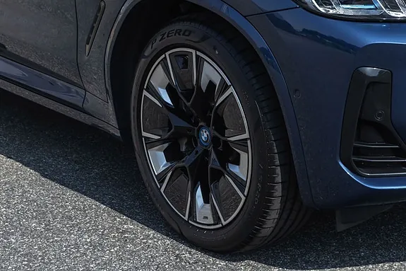 BMW Ix3 2022 photo 3