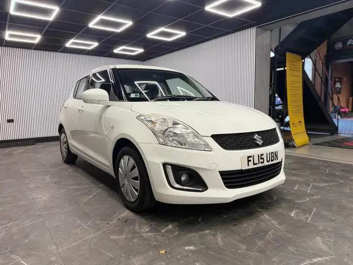 Suzuki Swift 2015 photo 4