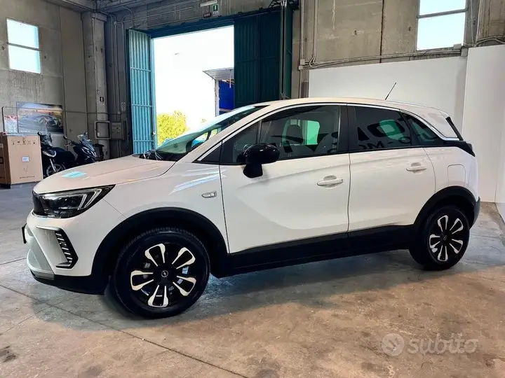 Opel Crossland 2023 photo 2