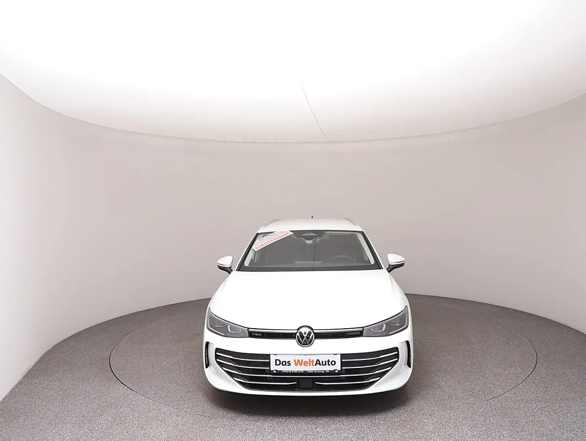 Volkswagen Passat 2026 photo 3