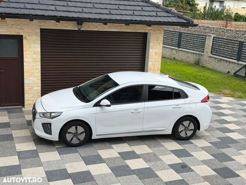 Hyundai Ioniq 2021 photo 3