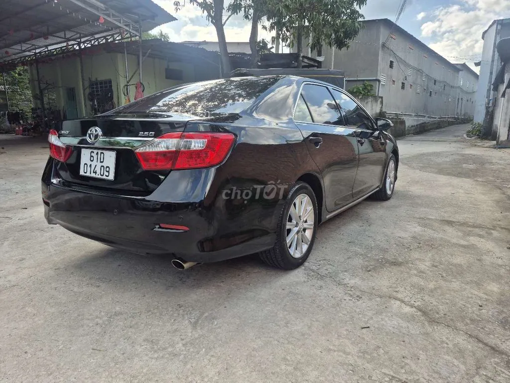 Toyota Camry 2014 photo 4