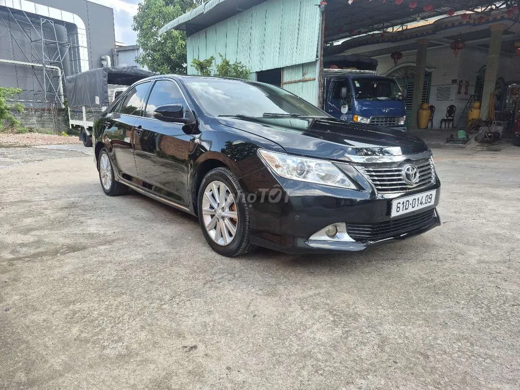 Toyota Camry 2014 photo 3