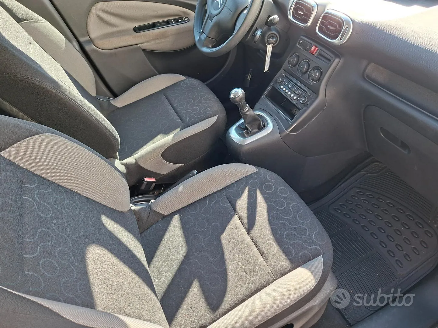 Citroen C3 Picasso 2010 photo 5