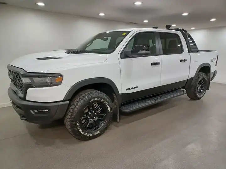 Ram 1500 2025 photo 2