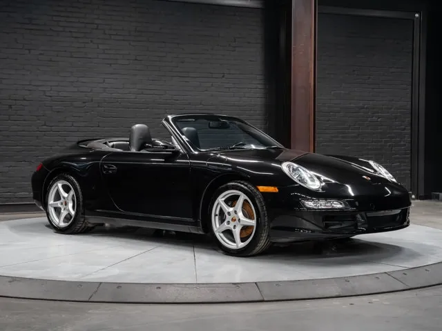 Porsche 911 2006 photo 2