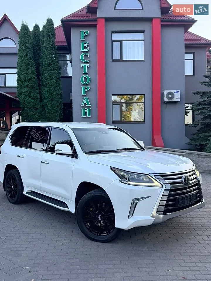 Lexus Lx 2017 photo 4