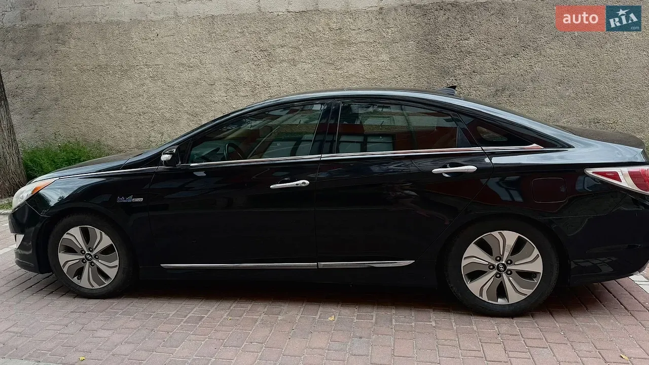 Hyundai Sonata 2014 photo 3