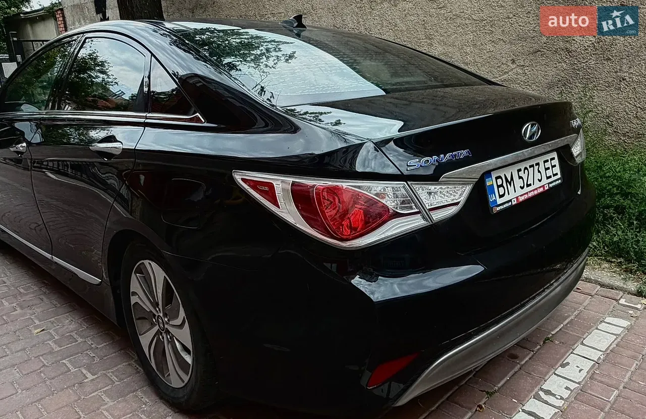 Hyundai Sonata 2014 photo 2