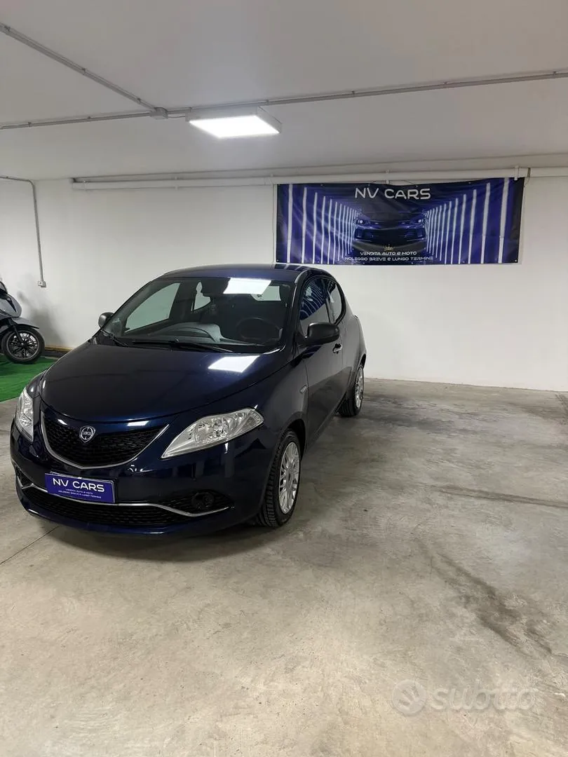Lancia Ypsilon 2016 photo 2