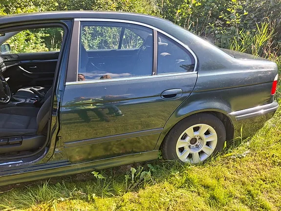 BMW 520I 2000 photo 4