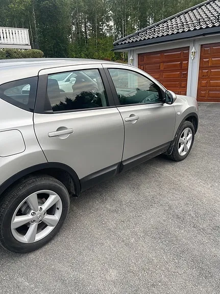 Nissan Qashqai 2009 photo 4