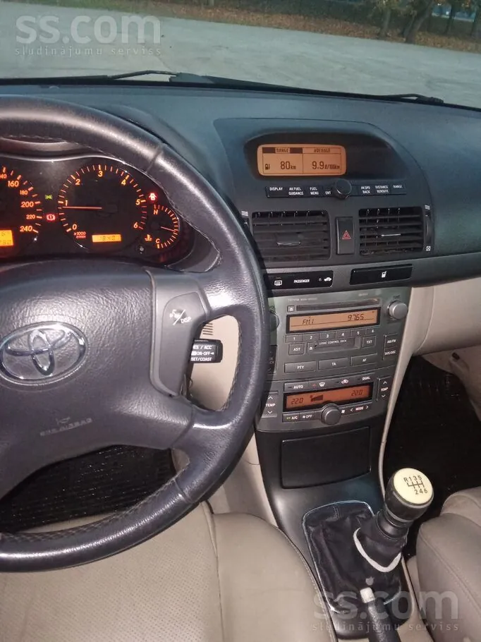 Toyota Avensis 2006 photo 5