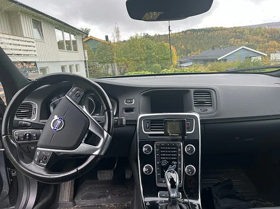 Volvo V60 2017 photo 4
