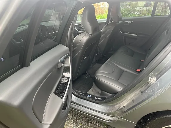 Volvo V60 2017 photo 5