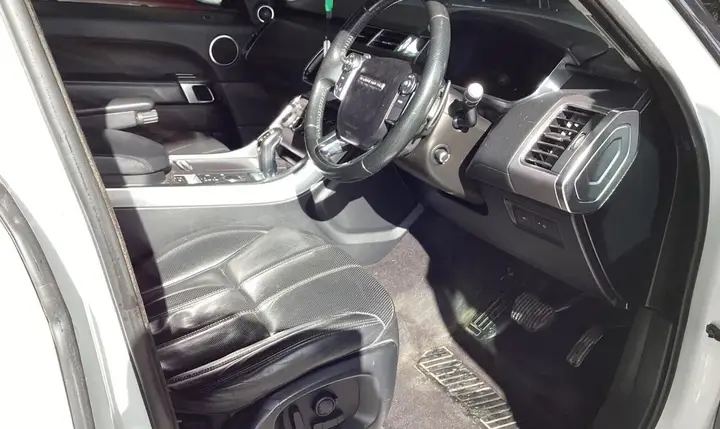 Land Rover Range Rover Sport 2016 photo 5