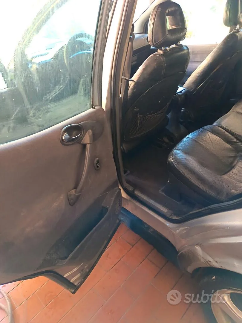 Mercedes-Benz A 2000 photo 5