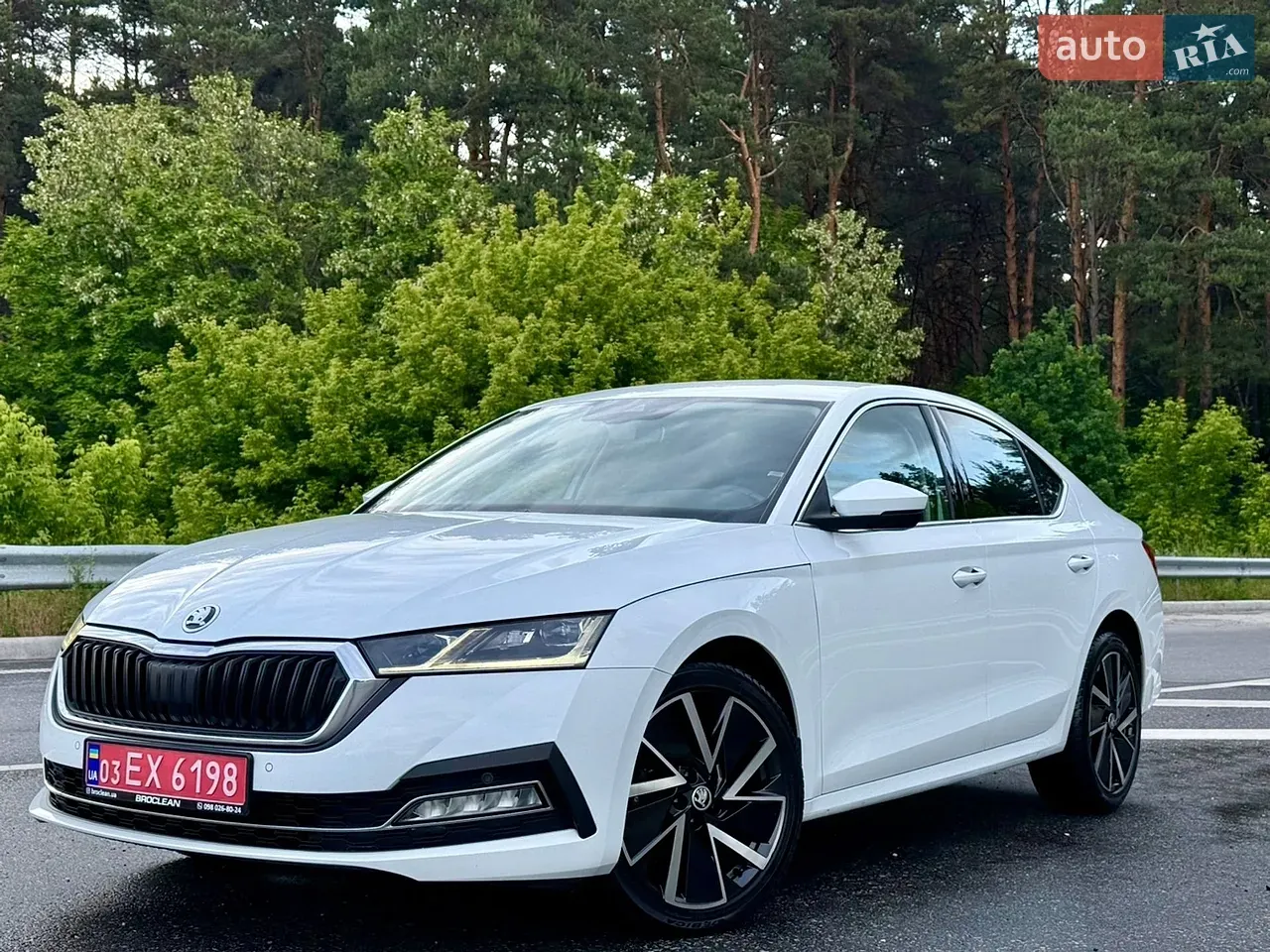 Skoda Octavia 2021 photo 3